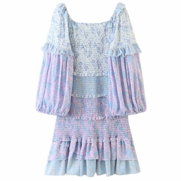 Yvonne & Love DAINTY COQUETTE STYLE DRESS WITH PUFF SLEEVES AND RUFFLES - Picture 4 of 7